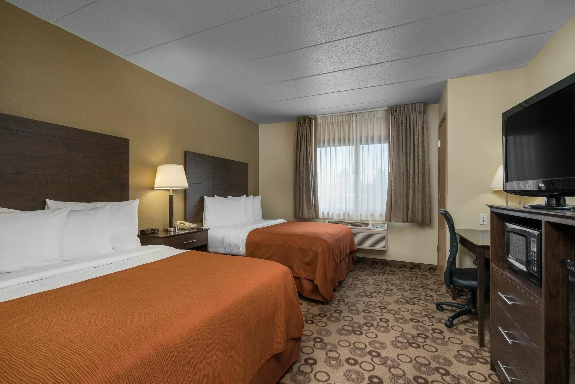 Spark By Hilton Hotel